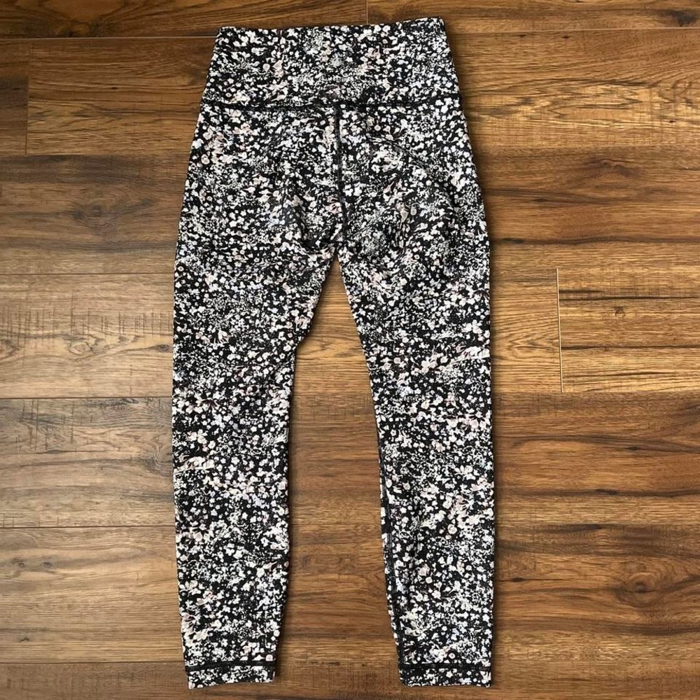 Lululemon High Rise Floral Print Leggings Black Pink‎ Soft Bloom Pattern Women 6 - Picture 3 of 6